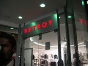 Ketroy -  .   ,       , .